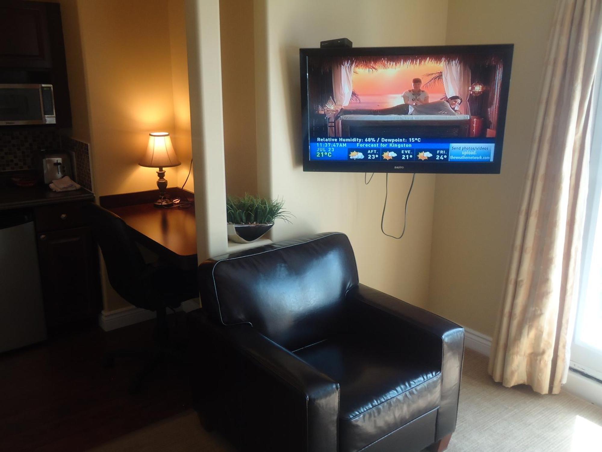 Bayside Inn & Waterfront Suites Kingston Oda fotoğraf