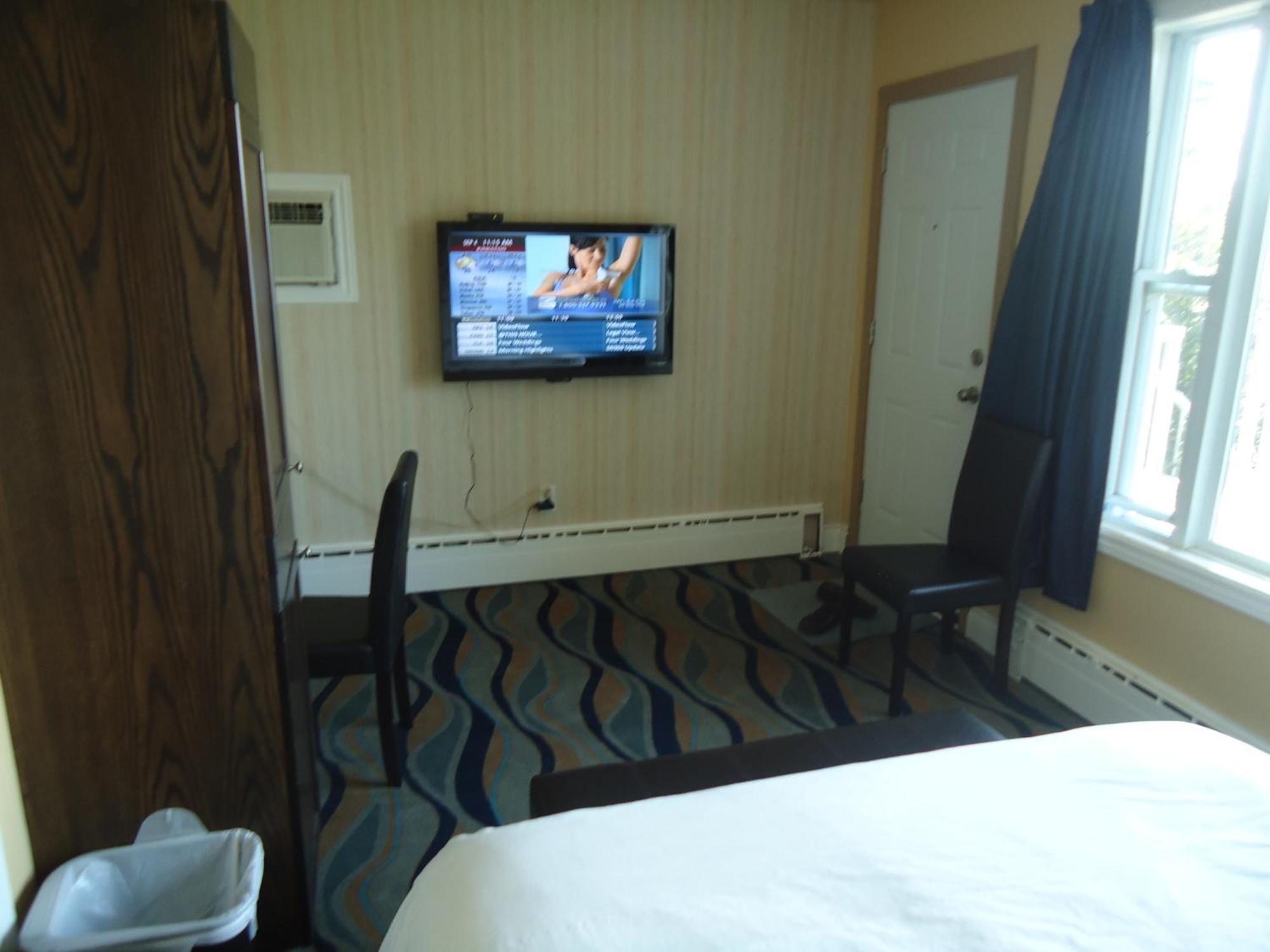 Bayside Inn & Waterfront Suites Kingston Oda fotoğraf